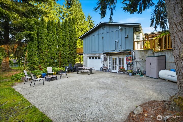 Property Photo:  415  118th Avenue E Lot 4  WA 98372 