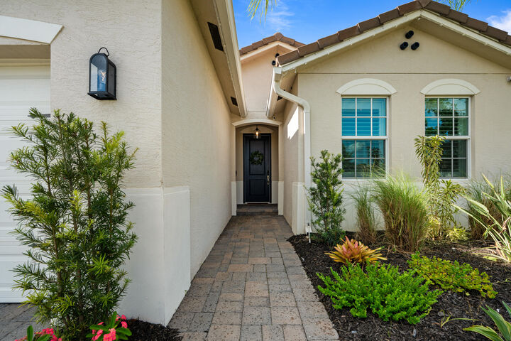 Property Photo: 7671 SW Harbor Cove Drive FL 34997