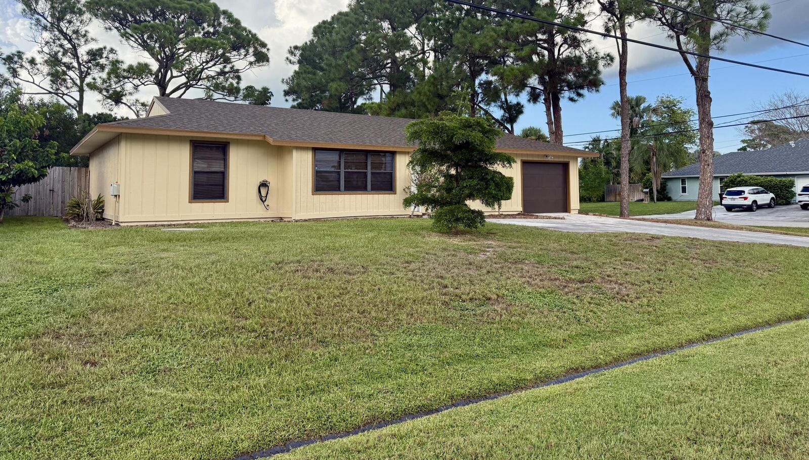 Property Photo:  603 SW Todd Avenue  FL 34983 