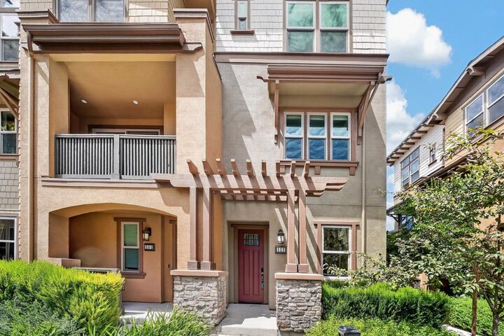 Property Photo: 333 Marquetta Circle CA 94043