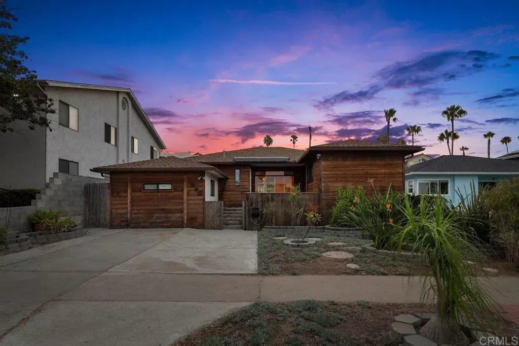 Property Photo: 1960 Emerald Street CA 92109