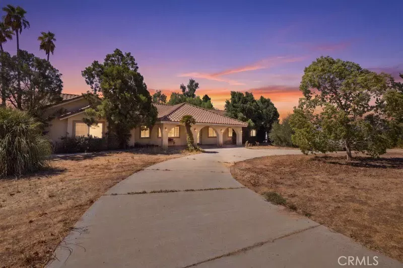 Property Photo:  18551 Warren Road  CA 92508 