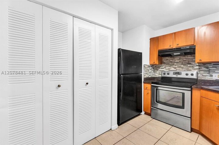 Property Photo:  3449 NW 44th St 205  FL 33309 