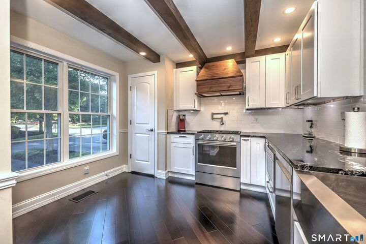 Property Photo:  15 Freedom Way 92  CT 06357 