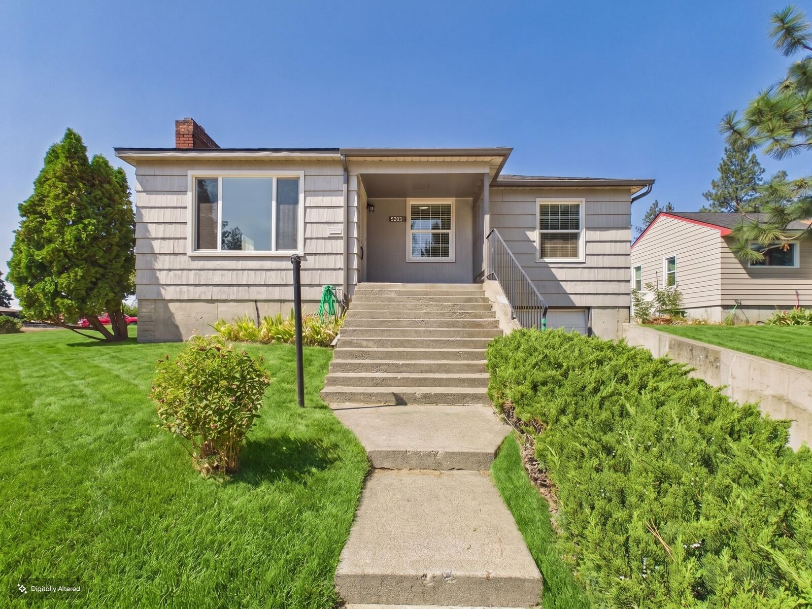 Property Photo: 5303 N Fairmount Pl WA 99205