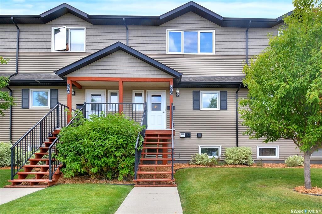 Property Photo: 110 Shillington Crescent 306 SK S7N 3Z8
