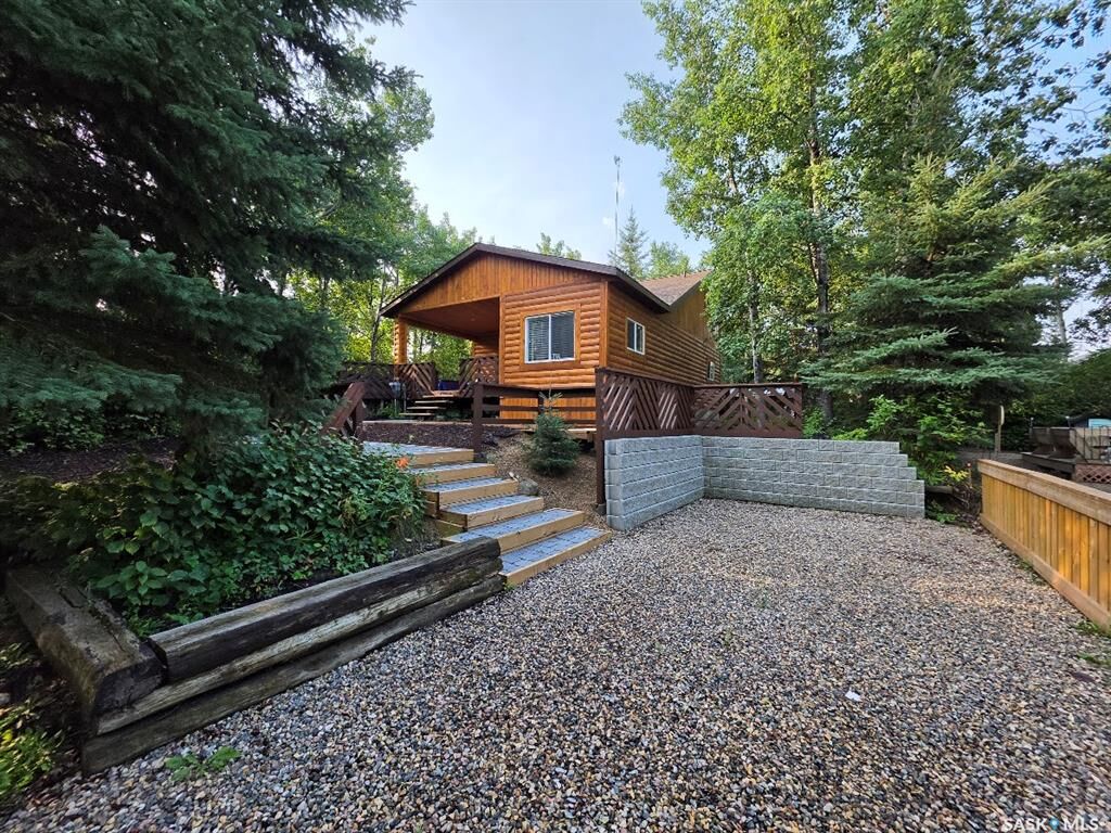 Property Photo:  502 Amisk Lane  SK S0M 1J0 