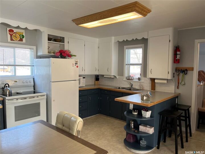 Property Photo: 217 7th Avenue E SK S0H 0B0
