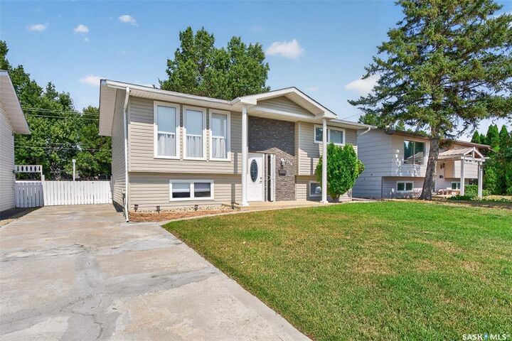Property Photo: 1338 Glendale Street SK S6H 6Y9