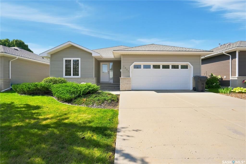 Property Photo:  2507 Kildeer Drive  SK S9A 3Z2 