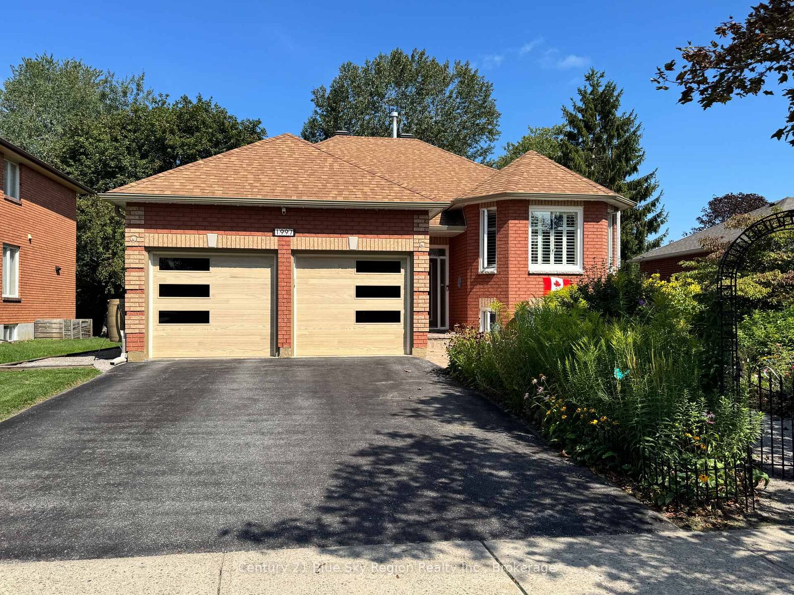 Photo de la propriété: 1997 Craig Road ON L9S 1W8