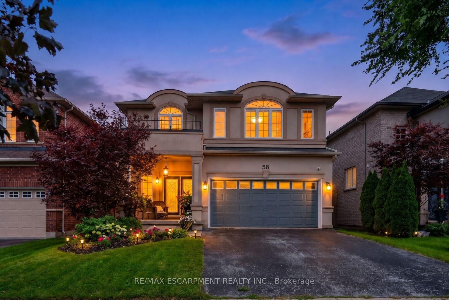 Property Photo:  58 Peach Tree Lane  ON L3M 0C1 