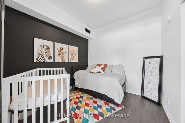 Property Photo: 50 Ann Street 515 ON L7E 1B9