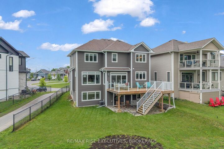 Property Photo: 232 Mill Pond Place ON K7M 0C9
