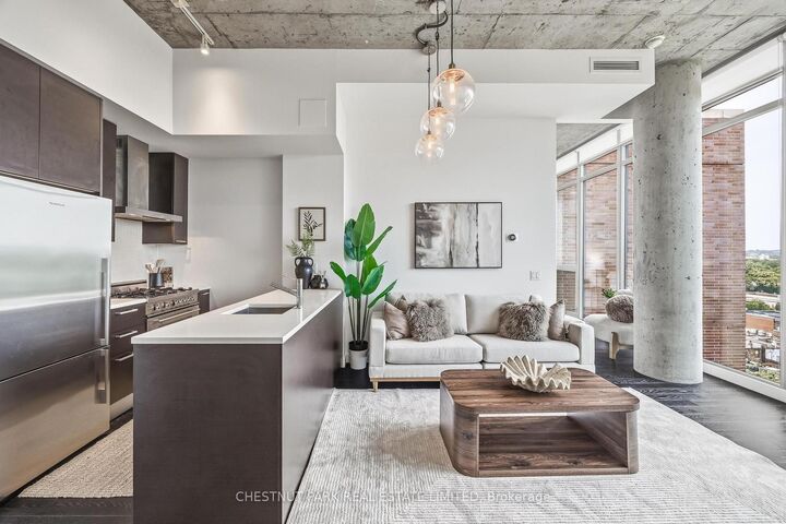 Property Photo:  90 Broadview Avenue 901  ON M4M 0A7 