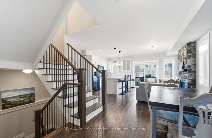 Property Photo:  146 Sycamore Street  ON L9Y 4E4 