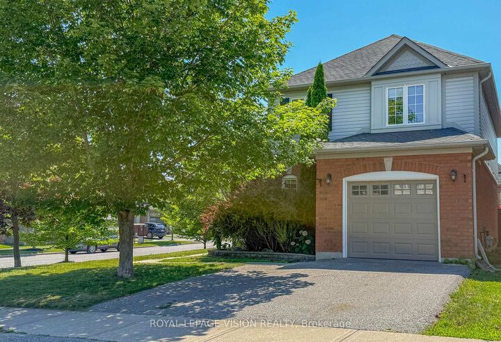 Property Photo: 2 Laprade Square ON L1C 0C8