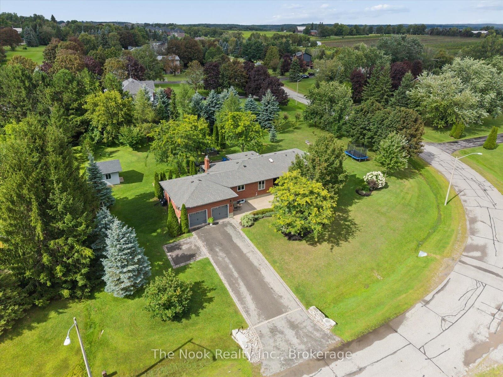 Property Photo: 30 Potters Lane ON L0B 1J0