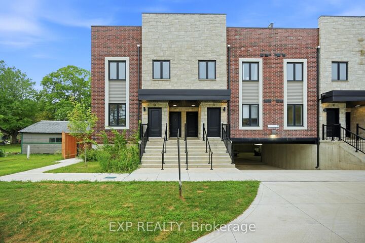 2 Slessor Boulevard 12 — photo 1