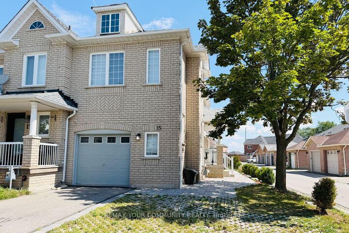 Property Photo: 15 Benjamin Hood Crescent ON L4K 5M3