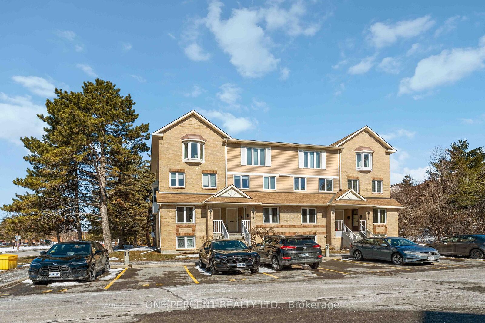 Property Photo:  6643 Bilberry Drive A  ON K1C 4N5 