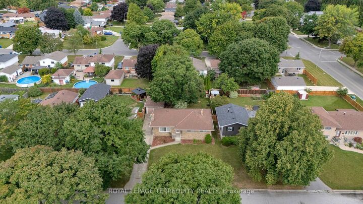 Property Photo: 126 Partridge Crescent ON N7L 1E9