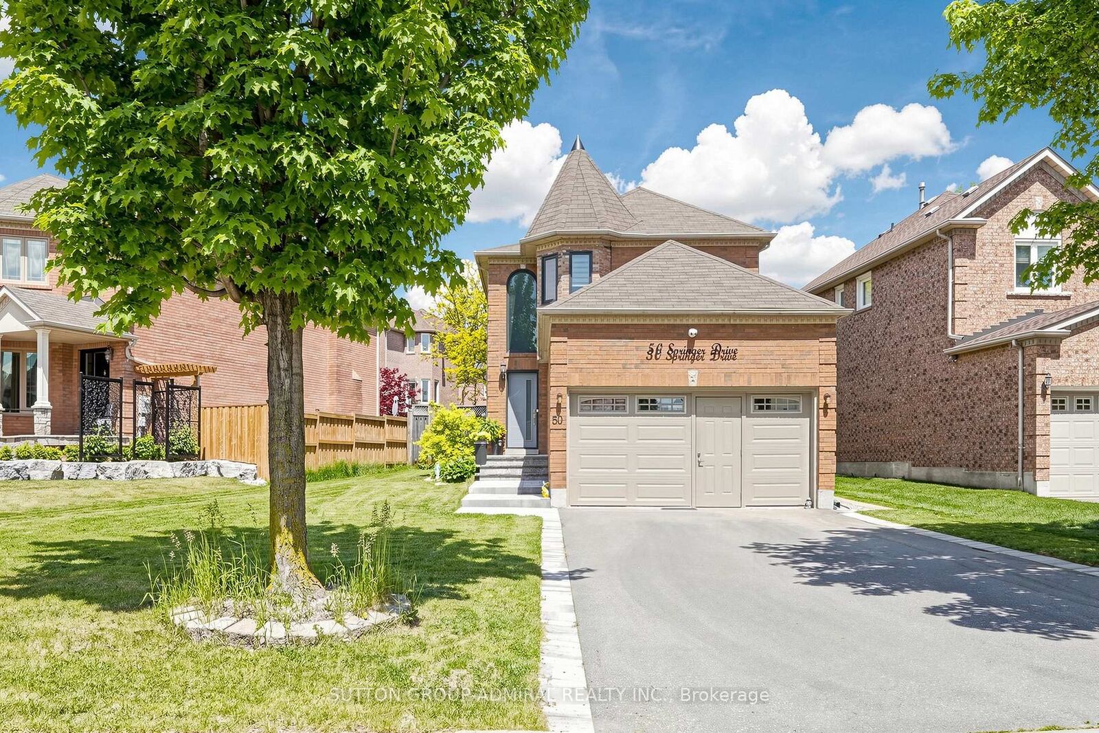 Property Photo: 50 Springer Drive ON L4C 0G1