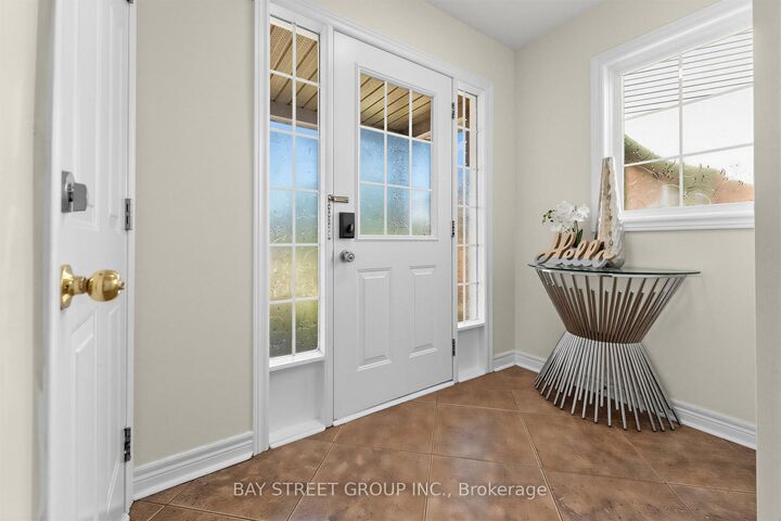 Property Photo: 63 Dubrick Crescent ON N2E 4A7
