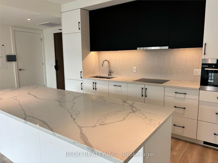 Property Photo:  741 King Street W 104  ON N2G 1E5 