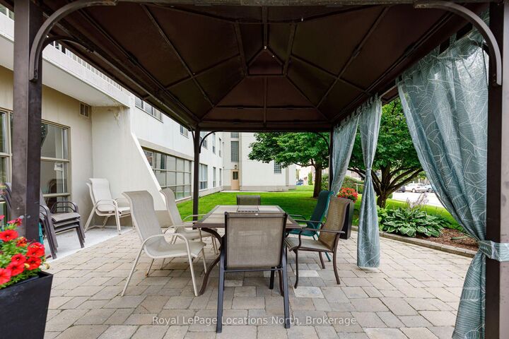 Property Photo:  172 Eighth Street 406  ON L9Y 4T2 