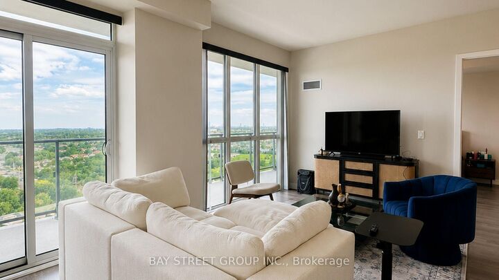 Property Photo: 4655 Glen Erin Drive 1504 ON L5M 0Z1