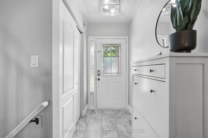 Property Photo: 2469 Springforest Drive ON L6M 0A2