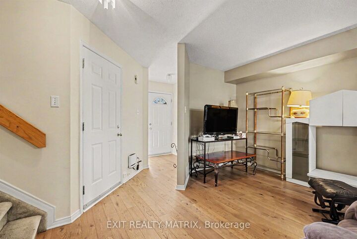 Property Photo: 2209 Saturn Crescent ON K4A 3T6