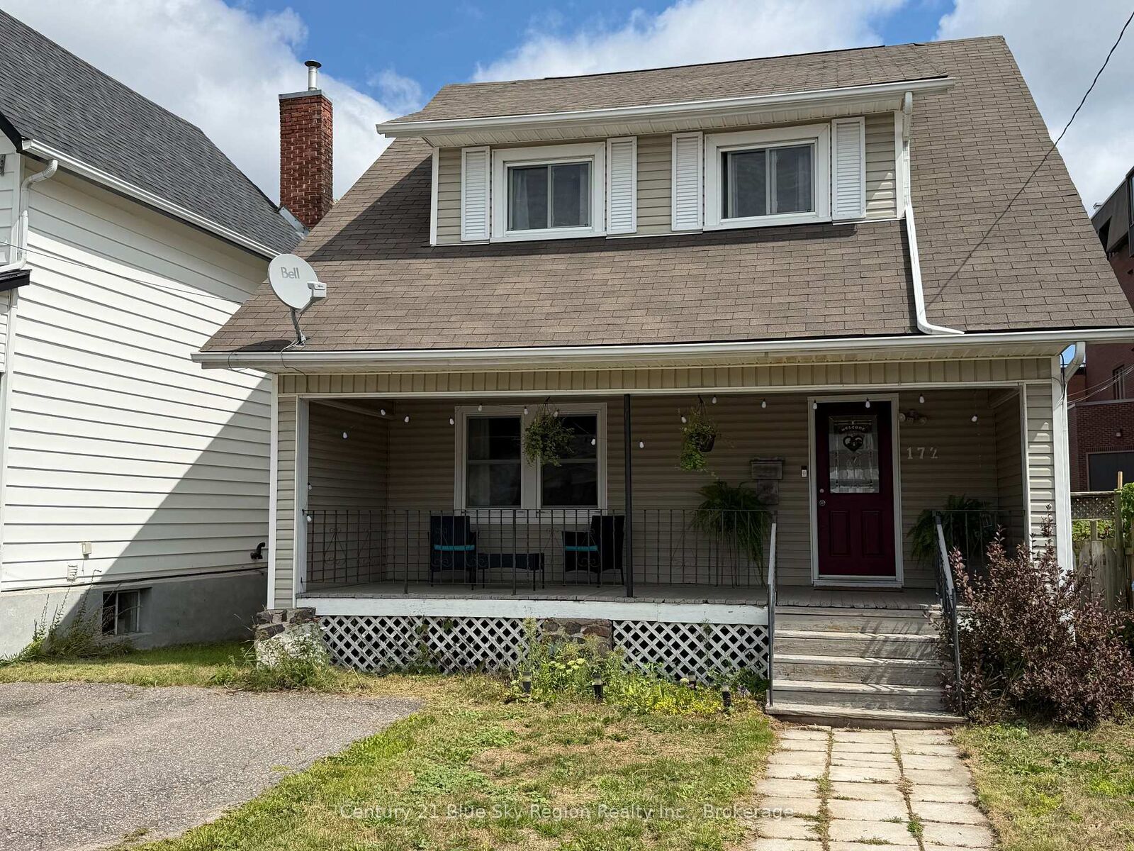 Photo de la propriété:  172 Fourth Avenue E  ON P1B 1N1 
