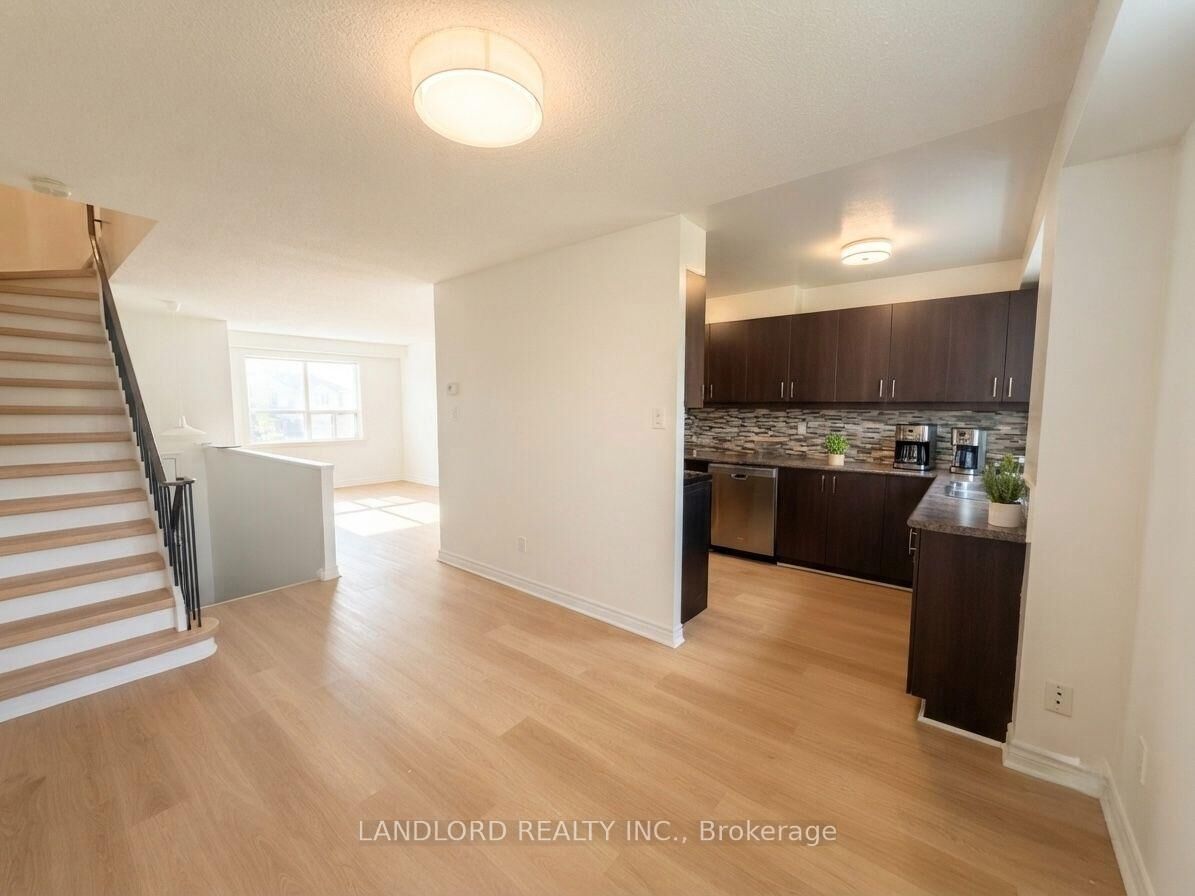 Property Photo: 2830 Midland Avenue 40 ON M1S 1S4