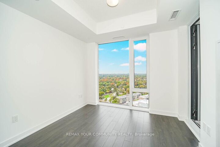 Property Photo: 50 O'Neill Road 2209 ON M3C 0R1