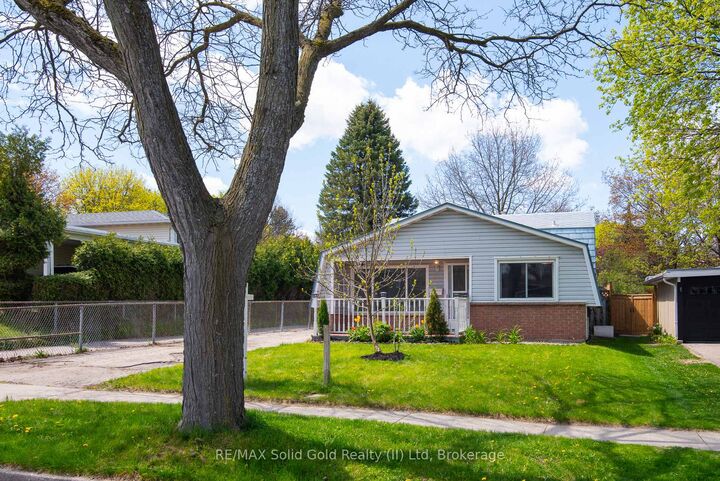 Property Photo:  87 Christopher Drive  ON N2J 4J6 
