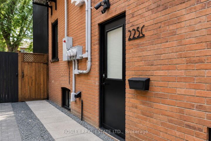 Property Photo:  225 Gainsborough Road C  ON M4L 3C7 