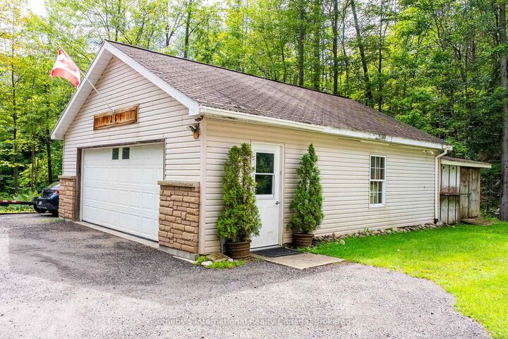 Property Photo: 1261 Falkenburg Road ON P1L 1X4