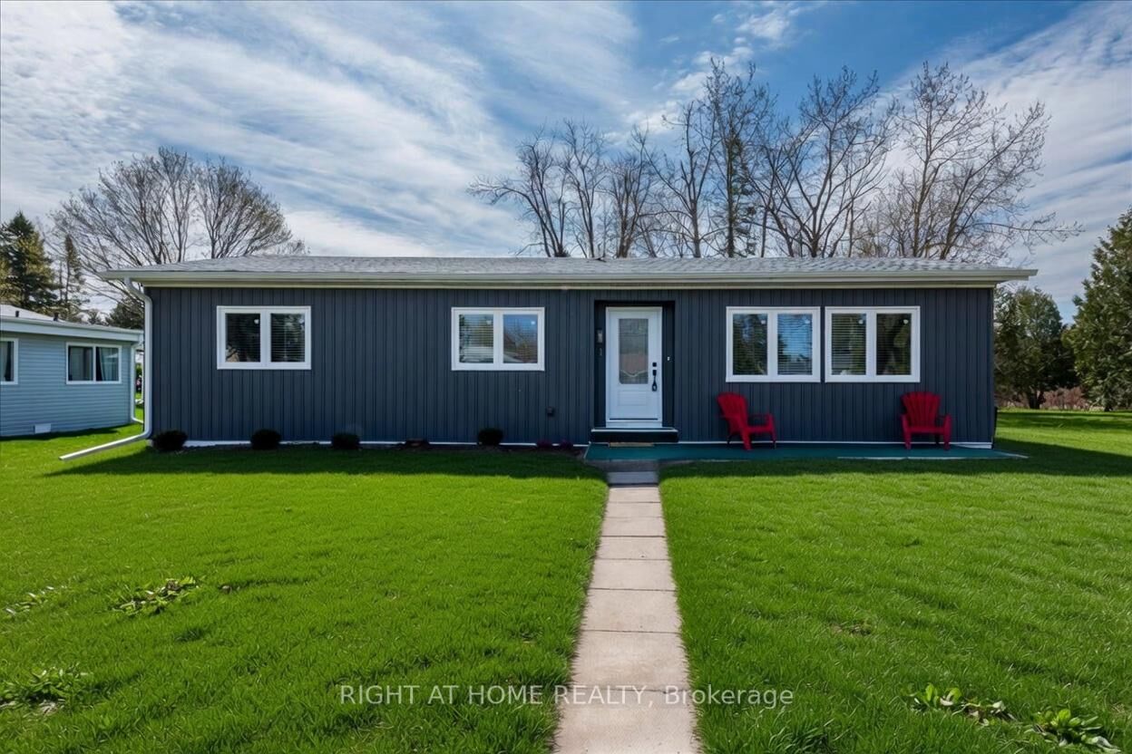 Property Photo:  1 South Boulevard  ON L9S 1L7 