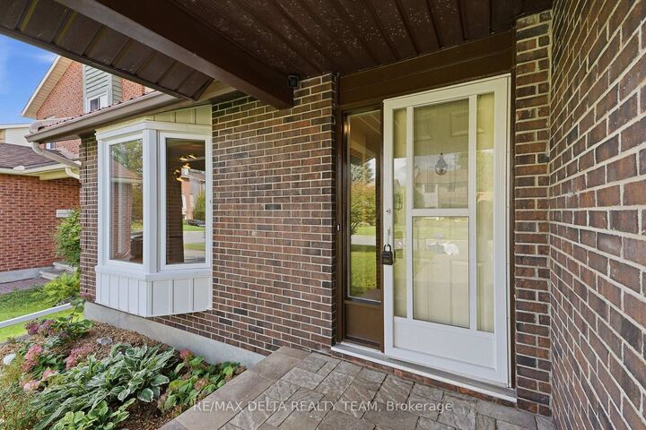 Property Photo: 30 Homestead Street ON K2E 7N8
