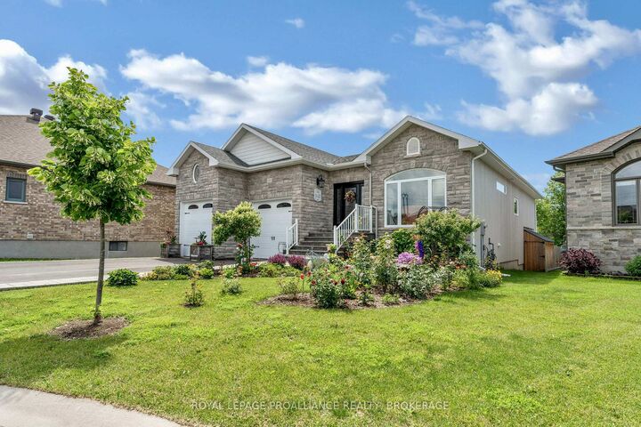 861 Windermere Drive — photo 1