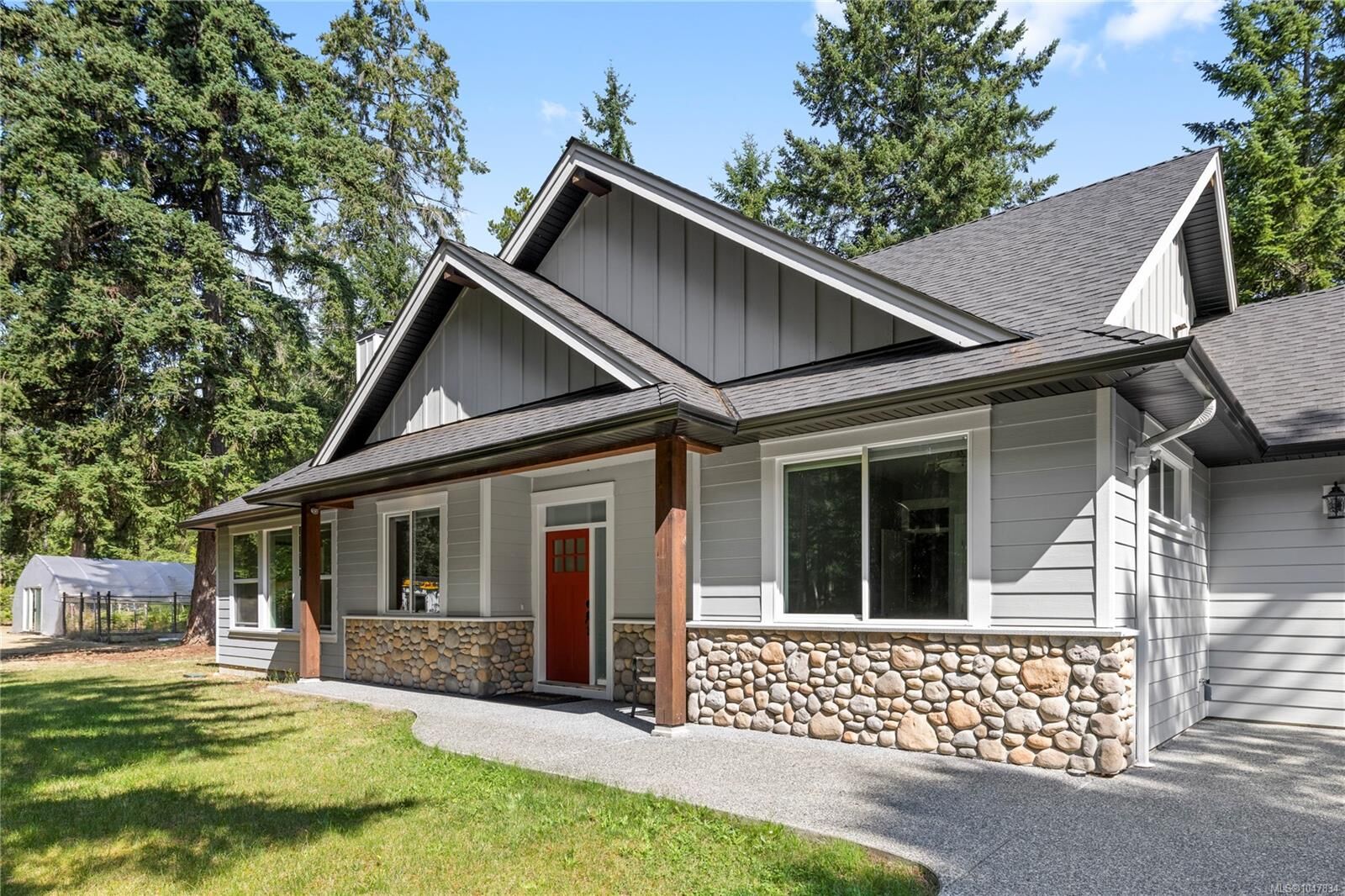 Property Photo: 480 Oakdowne Rd BC V9K 2G1
