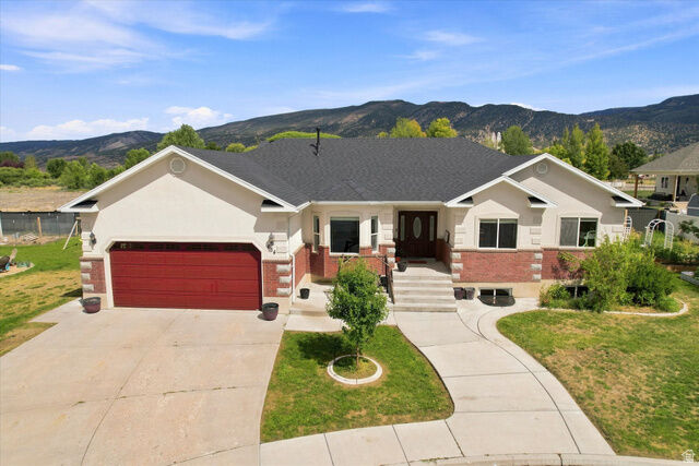Property Photo: 654 N 420 W UT 84642