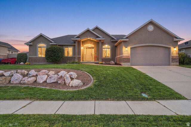 Property Photo:  633 W 3600 S  UT 84405 