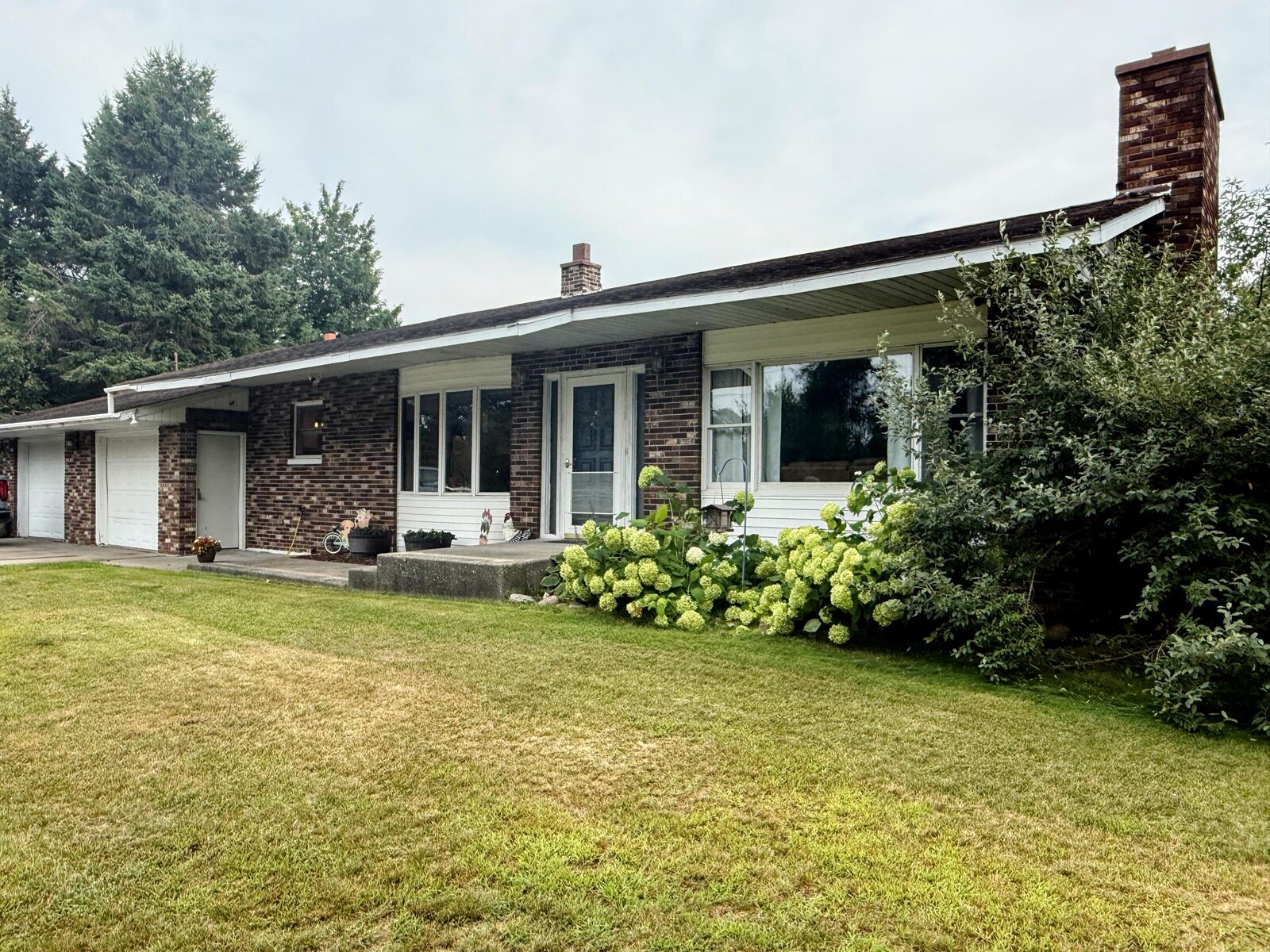 Property Photo:  2364 Vanyea Road  MI 49721 
