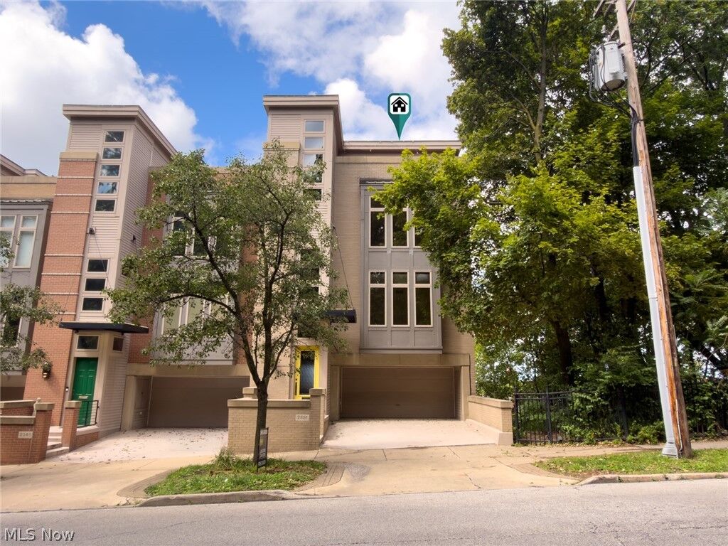 Property Photo: 2351 Edgehill Road OH 44106