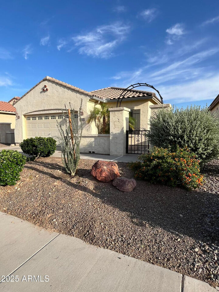 Property Photo: 26087 W Tonto Lane AZ 85396