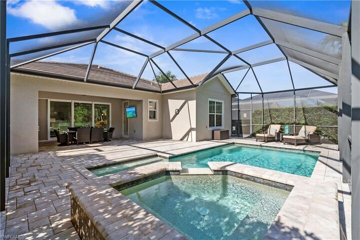 Property Photo:  3636 Pilot Cir  FL 34120 