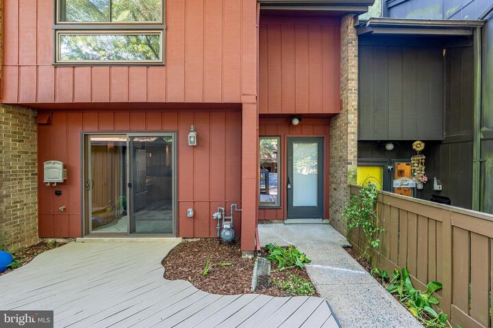 Property Photo:  11903 Escalante Court  VA 20191 